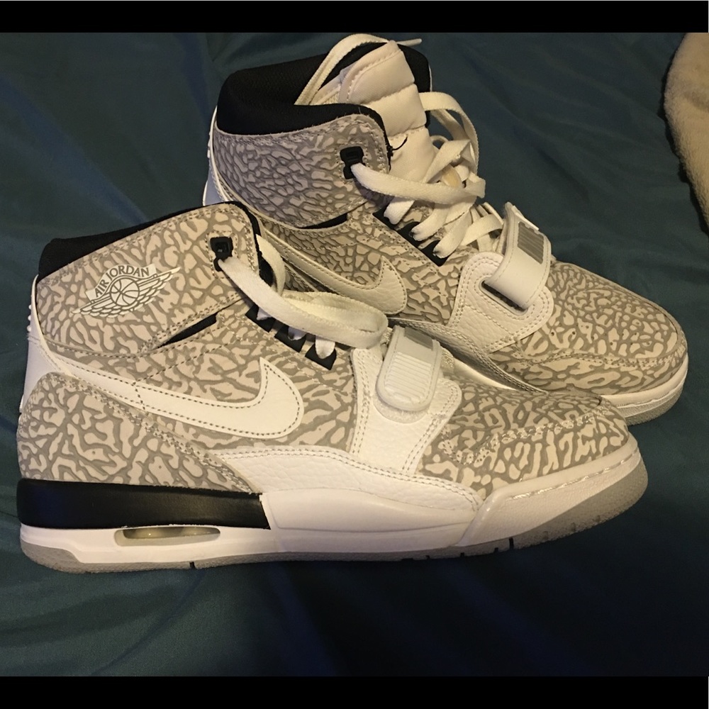 Air Jordan Legacy 312 (GS)